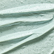 Oczyszczająca maska peelingująca przed myciem włosów 2w1 z algami bio